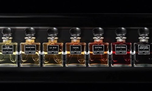 Kering Beauté relança perfumes Balenciaga com coleção de 10 fragrâncias