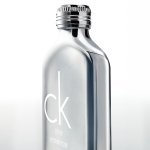 Calvin Klein lança uma versão intensificada de seu icônico perfume (Foto: Alasdair McLellan)